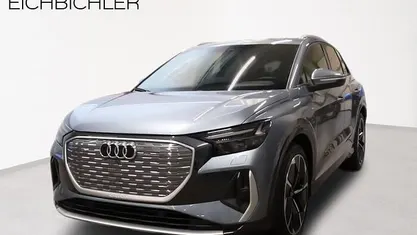 Blau Gebraucht 2021 Audi Q4 e-tron S-Line SUV | 32.655 € (Fairer Preis)