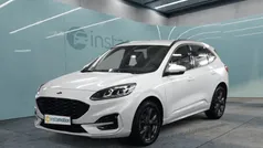 Weiß Gebraucht 2023 Ford Kuga ST-Line SUV | 27.000 € (Fairer Preis)