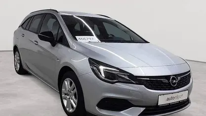 Gebraucht Opel Astra Edition 122 PS (89 kW) 2022 Argonsilber metallic Kombi