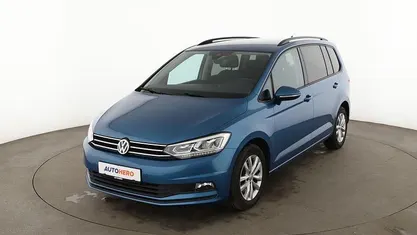 Gebraucht VW Touran Comfortline 150 PS (110 kW) 2019 Van / Kleinbus