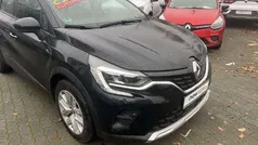 Schwarz Gebraucht 2023 Renault Captur Evolution SUV | 23.499 € (Fairer Preis)