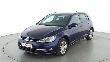 Blau Gebraucht 2017 VW Golf Comfortline Limousine | 12.600 € (Fairer Preis)