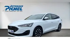 Frostweiß Gebraucht 2025 Ford Focus Titanium Kombi | 29.879 € (Fairer Preis)