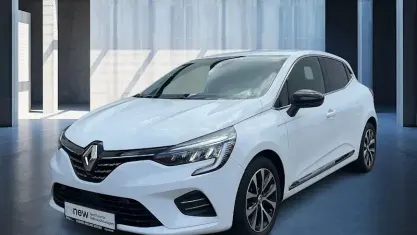 Gebraucht Renault Clio V Techno 91 PS (66 kW) 2023 Arktisweiß Limousine