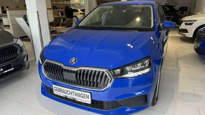 Gebraucht 2023 Skoda Fabia Essence Kleinwagen | 15.979 € (Fairer Preis)