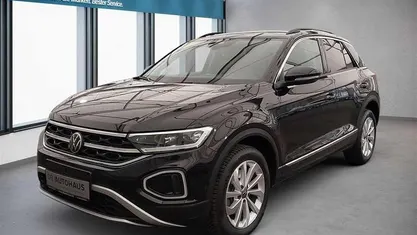 Schwarz Gebraucht 2023 VW T-Roc Style SUV | 25.780 € (Fairer Preis)