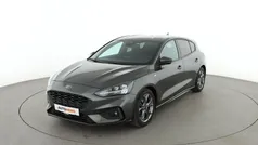 Grau Gebraucht 2020 Ford Focus ST-Line Limousine | 17.750 € (Fairer Preis)