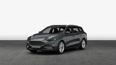Grau Gebraucht 2021 Ford Focus Titanium Kombi | 18.940 €