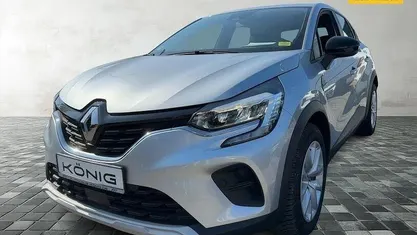 Grau Gebraucht 2023 Renault Captur Evolution SUV | 21.896 € (Fairer Preis)