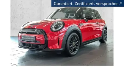 Gebraucht Mini Cooper SE 135 kW (184 PS) 2023 Chili red Kleinwagen