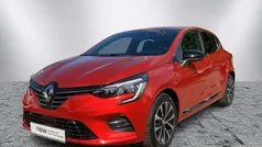 Dezirrot Gebraucht 2023 Renault Clio V Techno Limousine | 18.480 € (Fairer Preis)