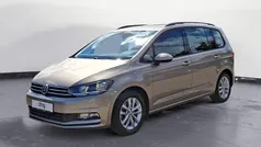 Gebraucht 2016 VW Touran Comfortline Van / Kleinbus | 21.530 € (Fairer Preis)