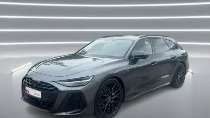 Gebraucht Audi A6 Edition .1 299 PS (219 kW) 2026 Daytonagrau perleffekt Kombi