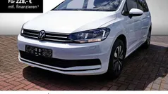 Weiß Gebraucht 2024 VW Touran Move Van / Kleinbus | 35.970 € (Fairer Preis)