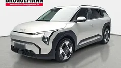 Gebraucht 2025 Kia EV3 3 SUV | 34.990 € (Guter Preis)