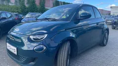 Grün Gebraucht 2021 Fiat 500e Icon Limousine | 16.989 € (Guter Preis)
