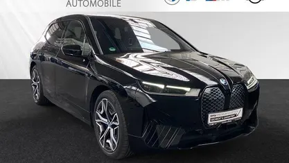 Andere Gebraucht 2022 BMW iX Sport Line SUV | 55.900 € (Superpreis)