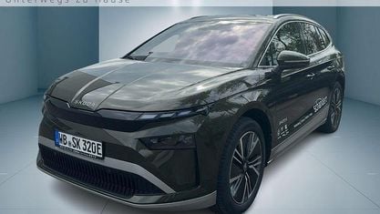 Gebraucht Skoda Enyaq iV Loft 131 kW (179 PS) 2025 Olibogrün metallic SUV