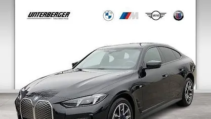 Schwarz Neu 2025 BMW i4 Shadowline Limousine | 53.990 € (Guter Preis)