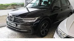 Schwarz Gebraucht 2023 VW Tiguan Life SUV | 26.930 € (Guter Preis)