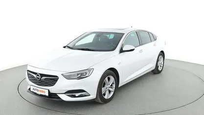 Gebraucht Opel Insignia Innovation 165 PS (121 kW) 2019 Weiß Limousine