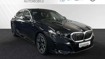 Gebraucht BMW 530e M Sport 299 PS (219 kW) 2025 Limousine