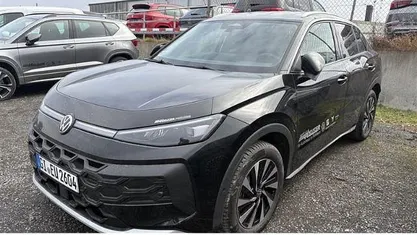 Gebraucht VW T-Roc Style 150 PS (110 kW) 2026 Schwarz SUV