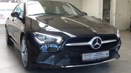 Gebraucht Mercedes CLA220 Premium 190 PS (139 kW) 2019 Schwarz Limousine