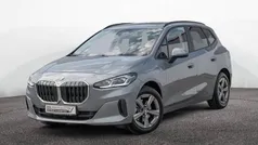 Grau Gebraucht 2023 BMW 220 Active Tourer Performance Van / Kleinbus | 26.950 € (Superpreis)