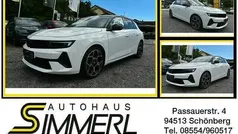 Jade weiss/dach schwarz (metallic) Gebraucht 2020 Opel Astra Elegance Limousine | 24.750 € (Fairer Preis)
