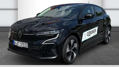 Gebraucht 2022 Renault Megane E-Tech Equilibre Limousine | 26.960 € (Fairer Preis)