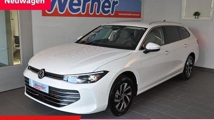 Nowe VW Passat Business 150 KM (110 kW) 2026 Biały Kombi