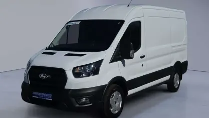 Second-hand Ford Transit Trend 131 CP (96 kW) 2025 Berlinǎ