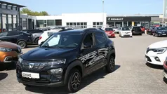 Schwarz (magmaschwarz) Gebraucht 2022 Dacia Spring Comfort Plus Kleinwagen | 10.790 € (Fairer Preis)