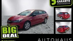 Chili rot/kardio rot Gebraucht 2021 Opel Astra Edition Kombi | 13.550 € (Fairer Preis)