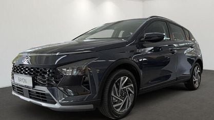 Neu Hyundai Bayon Trend 101 PS (74 kW) 2025 Purple (aurora grey / met) SUV