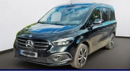 Gebraucht Mercedes T180 Edition 116 PS (85 kW) 2022 Schwarz Van / Kleinbus