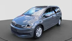 Delfingrau Gebraucht 2024 VW Touran Comfortline Van / Kleinbus | 33.040 € (Fairer Preis)