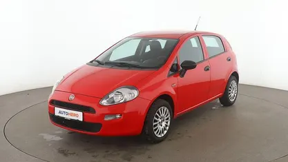 Rot Gebraucht 2017 Fiat Punto Basis Limousine | 6.980 € (Teuer)