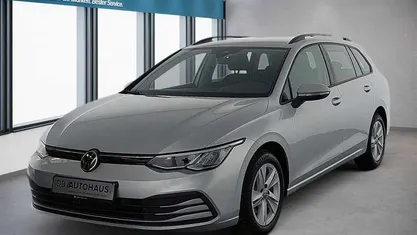 Gebraucht VW Golf VIII Life 110 PS (80 kW) 2024 Silber Kombi