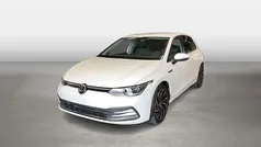 Oryxwhite perlmutteffekt Gebraucht 2021 VW Golf VIII Style Limousine | 23.894 € (Fairer Preis)