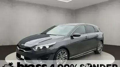 Neu Kia Ceed 140 PS (102 kW) 2026 (h8g) pentametal met. Kleinwagen