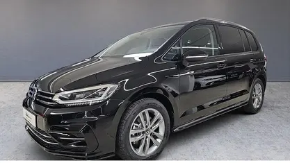 Schwarz Neu 2025 VW Touran IQ Drive Van / Kleinbus | 39.490 €