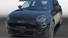 Schwarz Gebraucht 2024 Fiat 600 Limousine | 24.790 € (Fairer Preis)