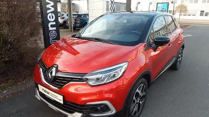 Gebraucht Renault Captur Intens 118 PS (86 kW) 2018 Rot SUV