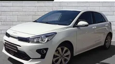 (ud) schneeweiss Gebraucht 2022 Kia Rio Vision Limousine | 13.490 € (Fairer Preis)