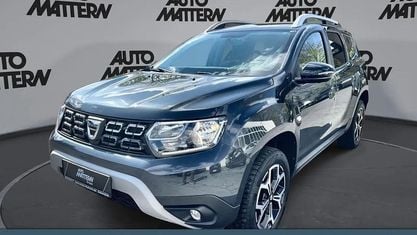 Używany Dacia Duster Celebration 101 KM (74 kW) 2020 Szary SUV