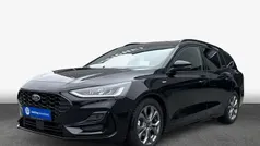Agate black metallic Gebraucht 2023 Ford Focus ST Kombi | 23.640 € (Fairer Preis)