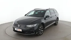 Grau Gebraucht 2021 VW Passat GTE Kombi | 22.950 € (Fairer Preis)