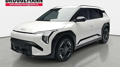 Gebraucht 2025 Kia EV3 Comfort SUV | 40.990 € (Guter Preis)